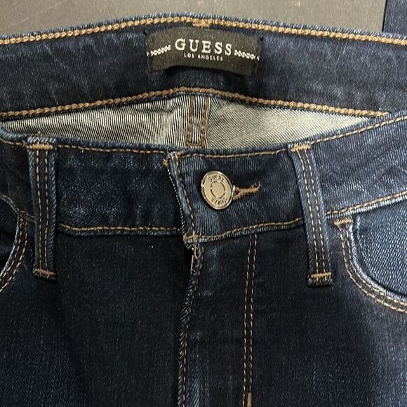 Guess jeans 👖 - Picture 4 of 7
